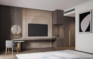 Brankas, meja kerja, tirai kedap cahaya, dan setrika/meja setrika