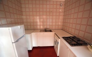 Apartment, 2 Bedrooms, Balcony, Garden View | Interior