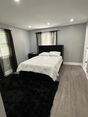 3 Schlafzimmer, Bügeleisen/Bügelbrett, WLAN, Bettwäsche
