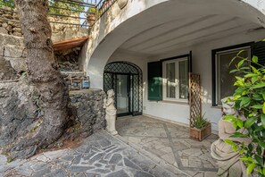 DĂ©tail de lâextĂ©rieur