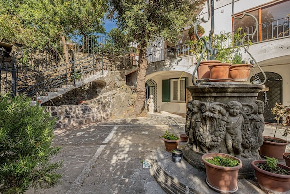 DĂ©tail de lâextĂ©rieur