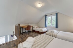 3 chambres, bureau, fer et planche à repasser, Wi-Fi gratuit