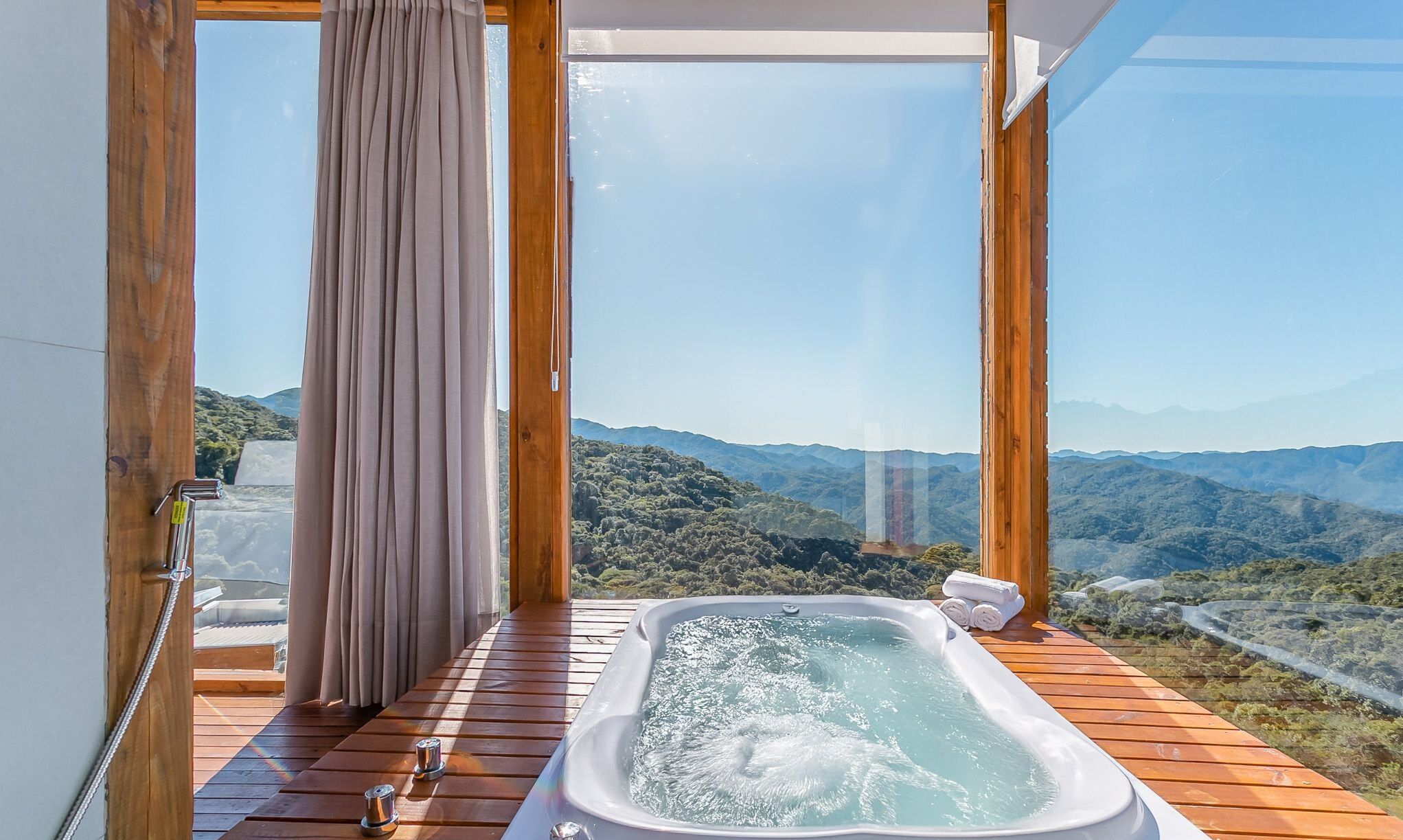 Basic Chalet | Bathroom