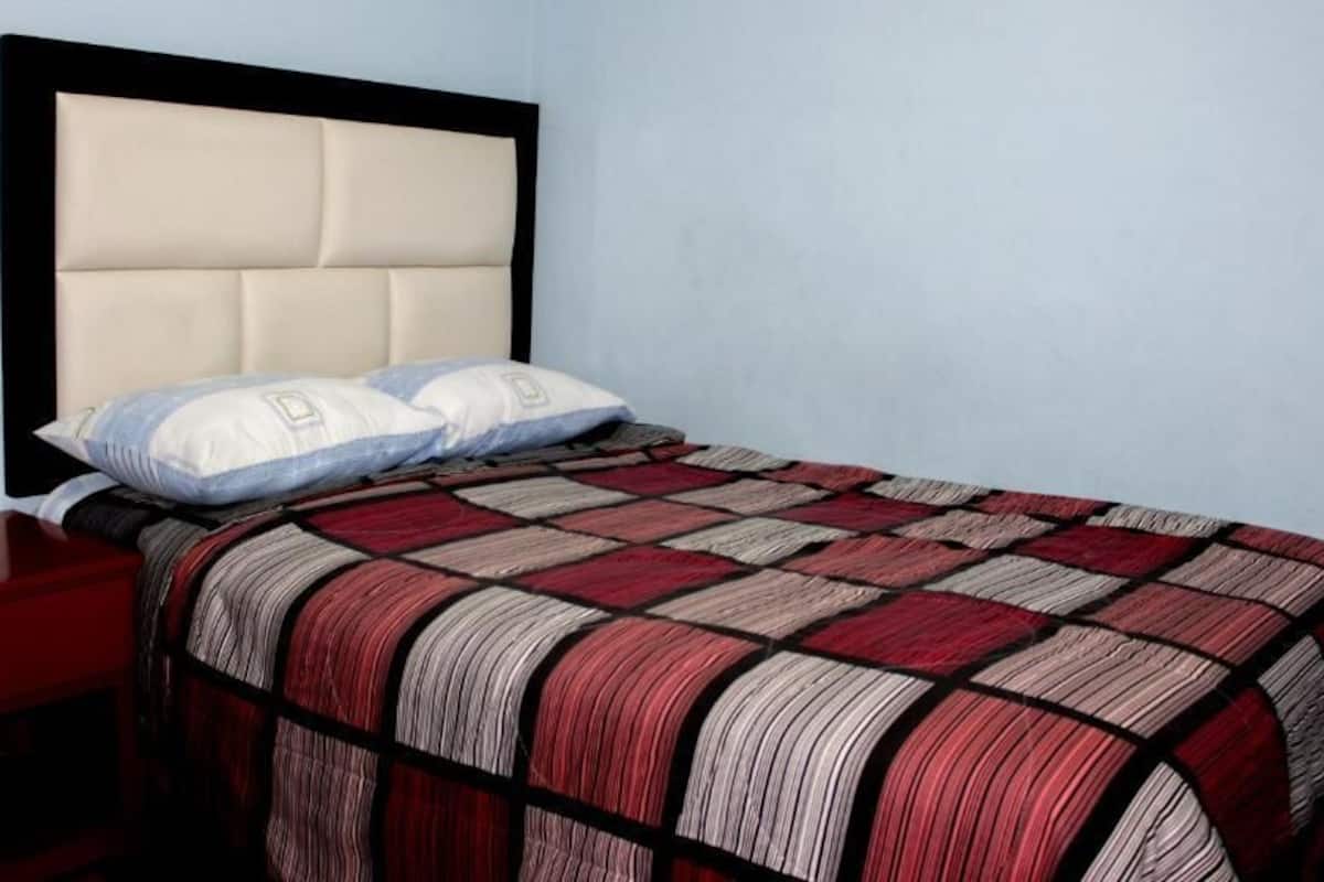 Camera, dormitorio misto | Wi-Fi gratuito