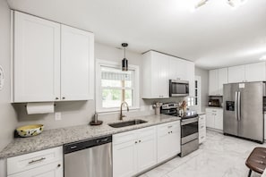 Microwave, oven, stovetop, dishwasher
