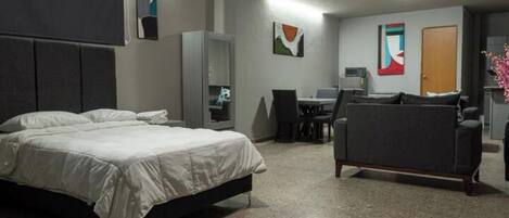 1 chambre, fer et planche à repasser, Wi-Fi, draps fournis