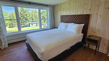 1 chambre, lit parapluie, Wi-Fi gratuit, draps fournis