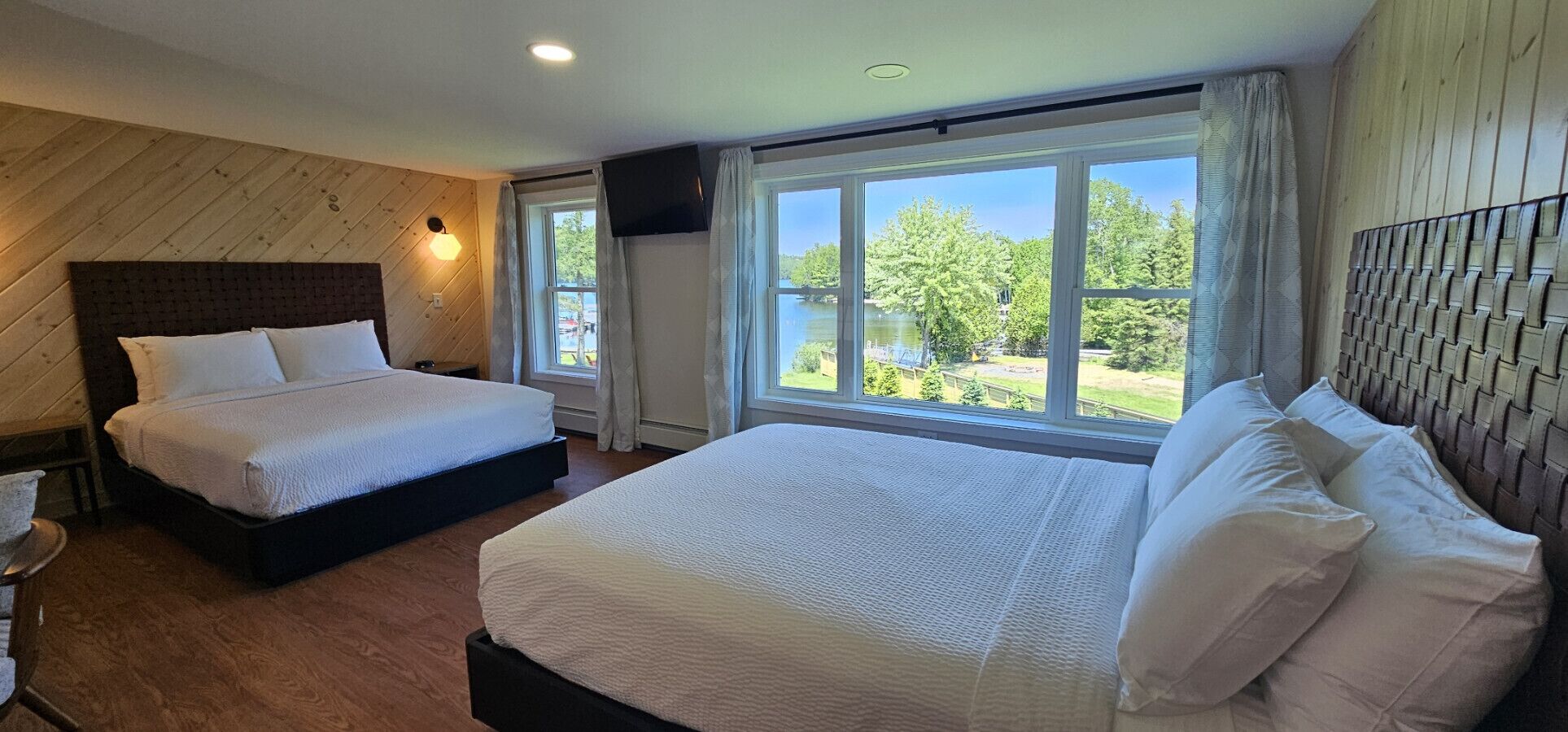 1 bedroom, travel crib, free WiFi, bed sheets