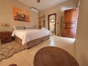 2 bedrooms, in-room safe, free WiFi