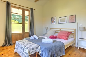 2 bedrooms, iron/ironing board, free WiFi, bed sheets - La Maison des Lilas - Proche du bassin (Gujan-Mestras)