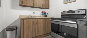 ไพรเวท พูล เนียร์ เดอะ บีช ที่พักสัตว์เลี้ยงพักได้