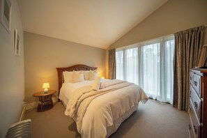 3 bedrooms, iron/ironing board, WiFi