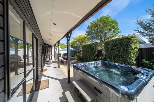 Townhouse Retreat - Te Anau Getaway