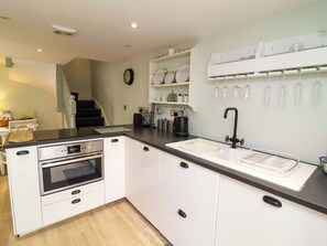 식기 세척기, 조리 도구/접시/주방 기구