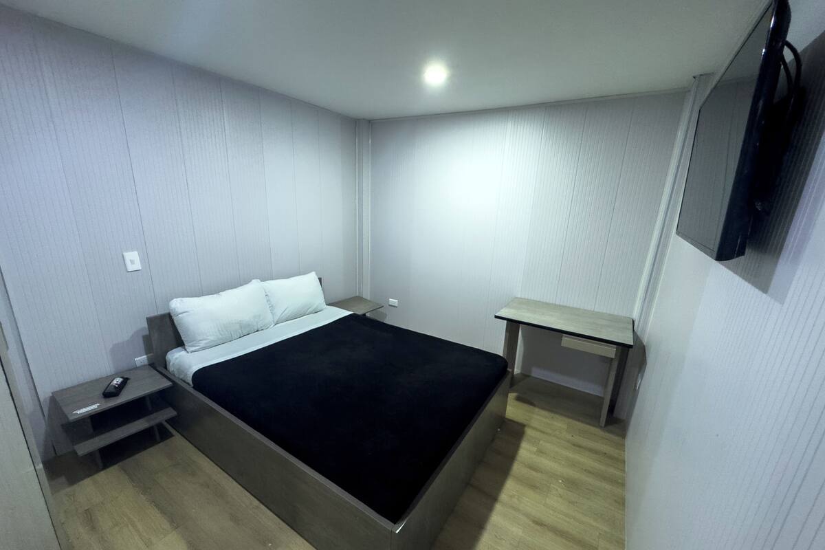 Wifi gratis y ropa de cama