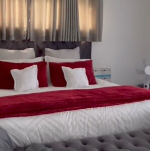 4 chambres, fer et planche Ă repasser, Wi-Fi, draps fournis