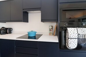 Talheres/pratos/utensílios de cozinha