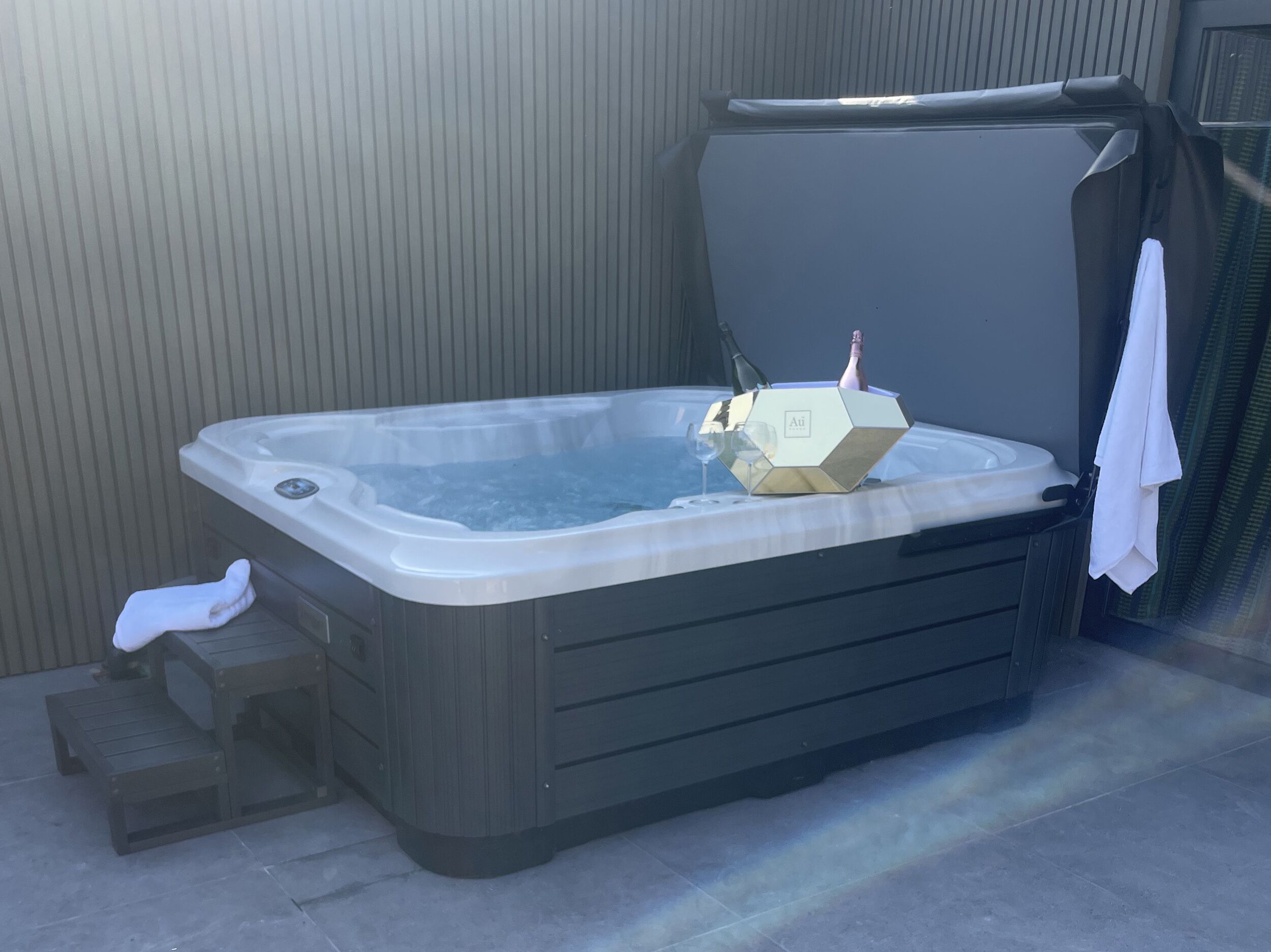 Ferienhaus | Außen-Whirlpool