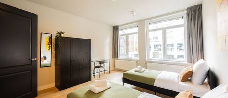 3 Schlafzimmer, Bügeleisen/Bügelbrett, Bettwäsche