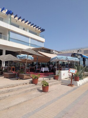 Restauration en plein air