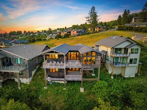 Exterior - Nestucca Bay / Waterfront, Mountain & Lake Views (Cloverdale)