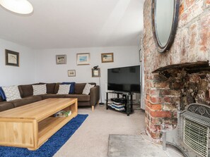 Living area - Shelstone (Whitby)