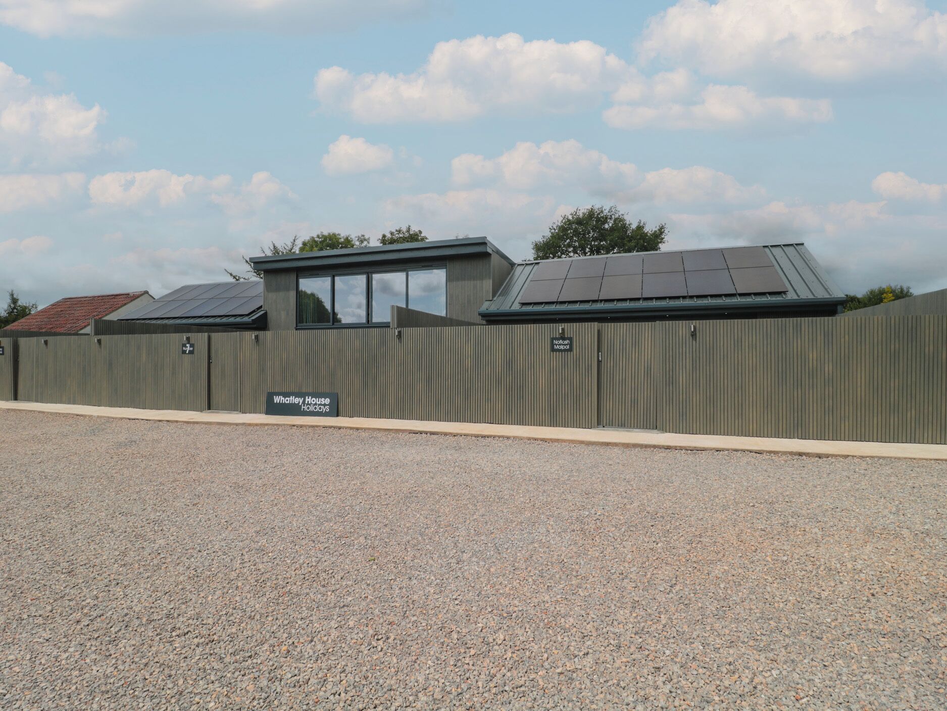 平房 | 住宿內部