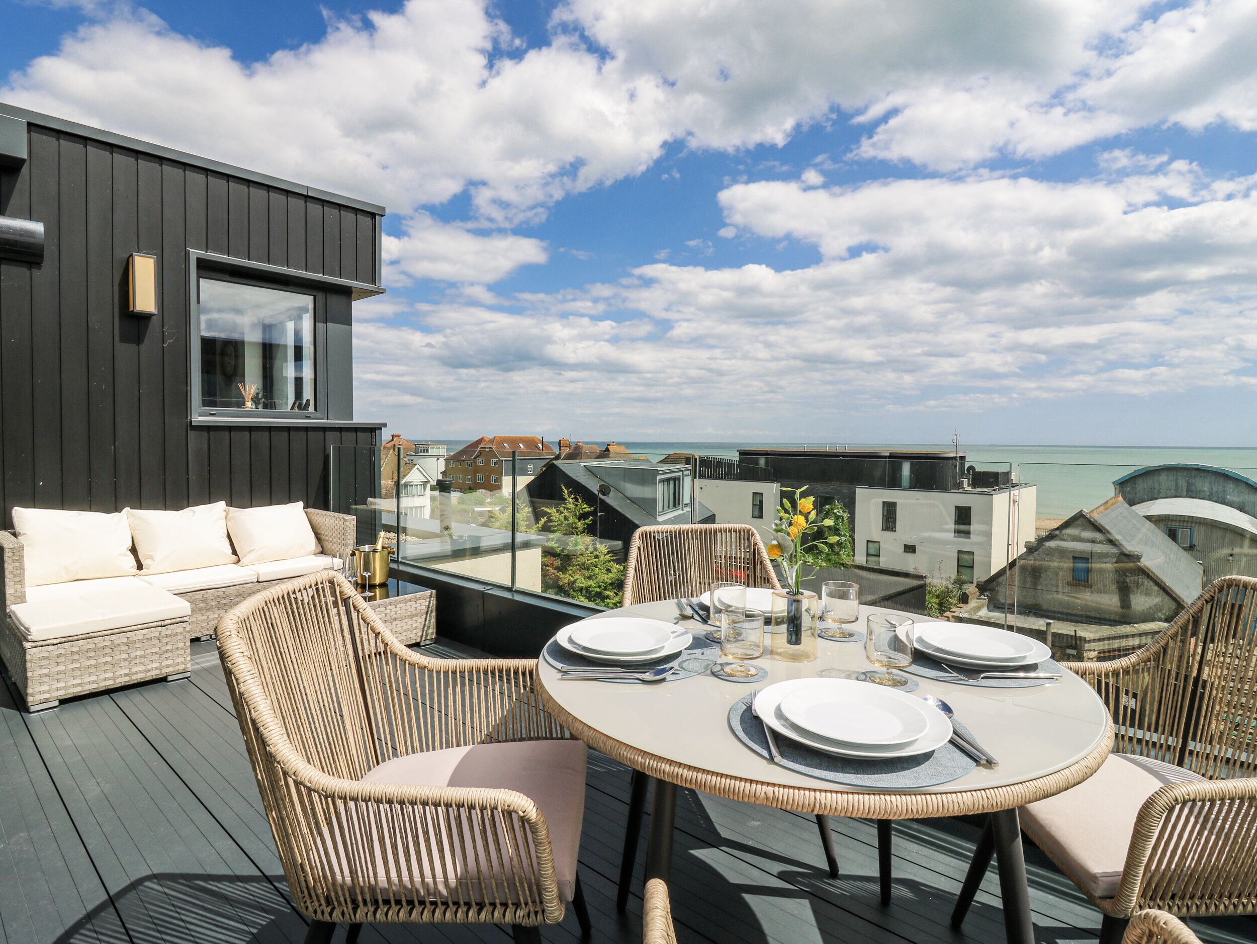 Cottage | Khu ẩm thực ngoài trời