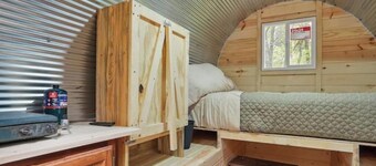 Shepherd's Wagon #4 Near Mt Rushmore