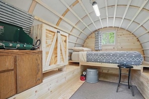 1 chambre, accès au Wi-Fi (inclus), literie fournie