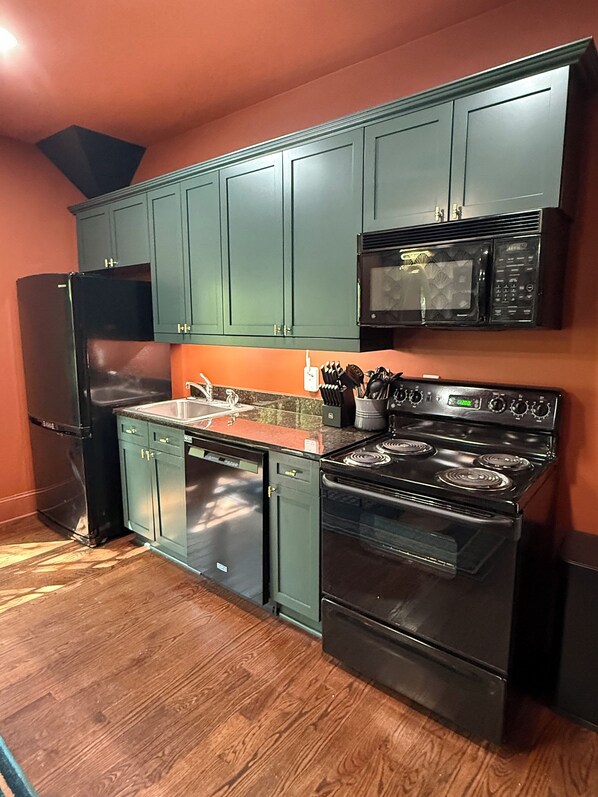 Microwave, oven, stovetop, dishwasher