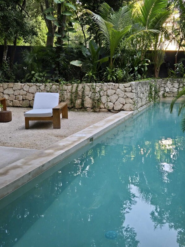 Outdoor pool, a heated pool