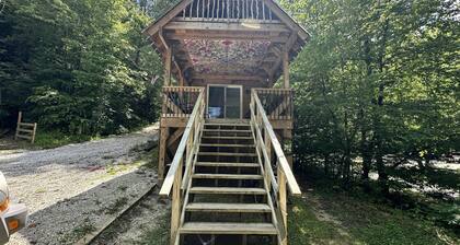 Cabin on the "Gorge" loop