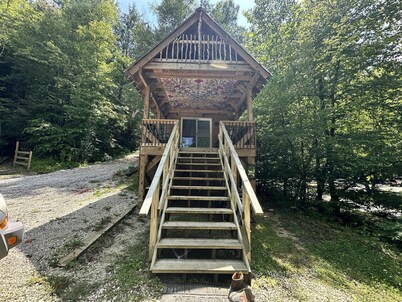 Cabin on the "Gorge" loop