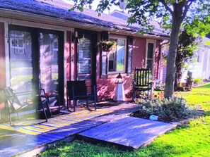 Terrace/patio - 2 bedroom cottage, 1 side of a duplex, in Catawba. Sandy beach 500 ft away. (Port Clinton)