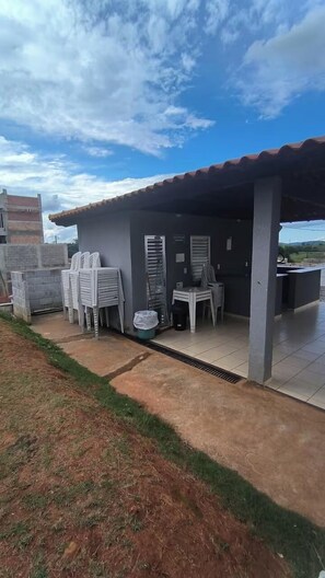 BBQ/picnic Area - Apartamento Plantar e Cuidar (Ponte Nova)
