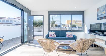 Villa in Empuriabrava With Private Pool