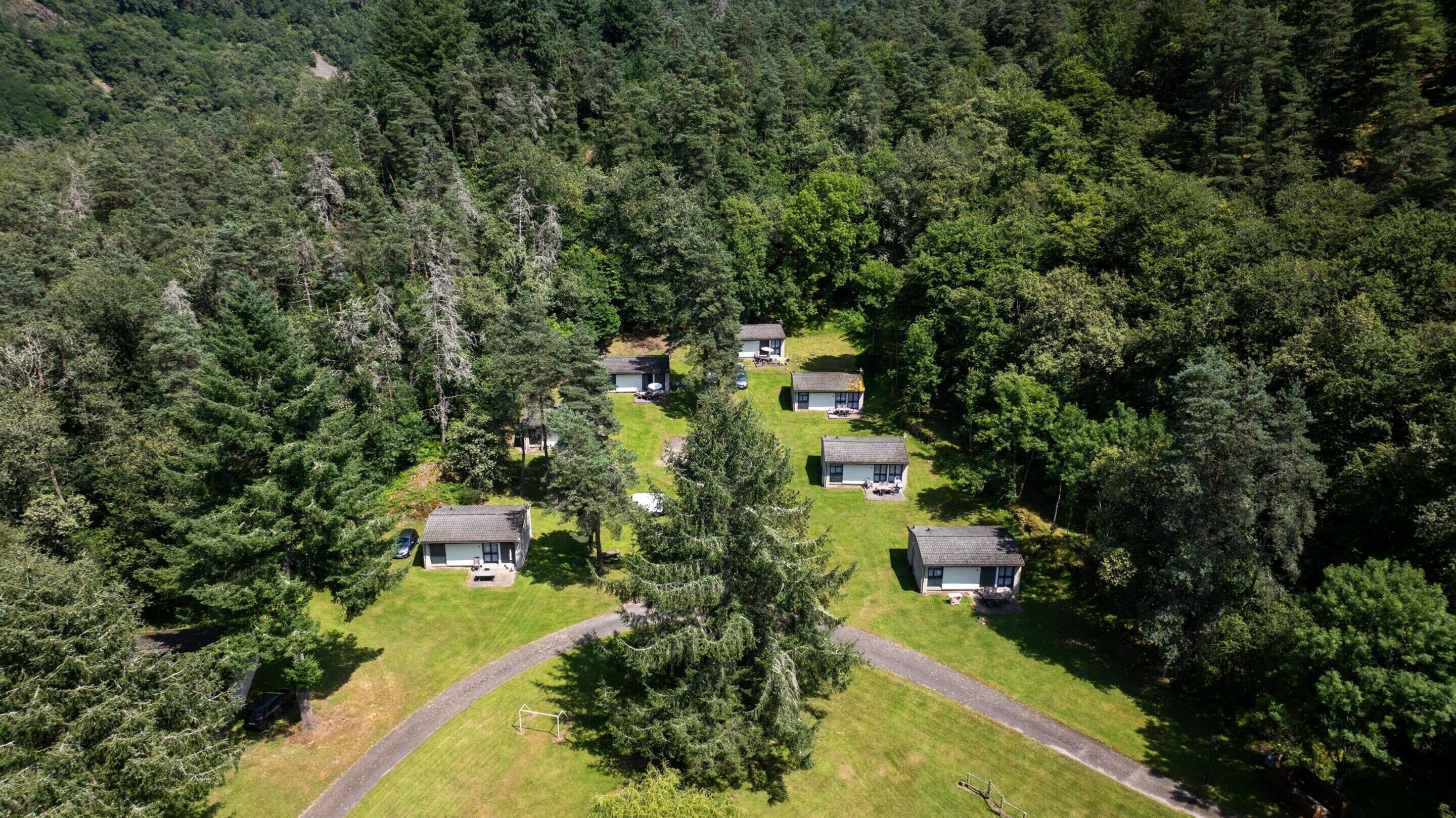 House | Pemandangan dari hartanah