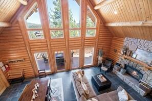 TV, DVD player - Lakeview Lodge (Big Bear Lake)