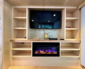 Interior - Have a blast in the Redwoods, then relax in tiny home comfort! (Hiouchi)