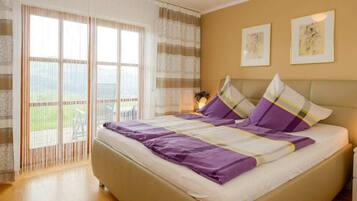 Nhà | 2 phòng ngủ, trang bị nội thất với thiết kế riêng biệt