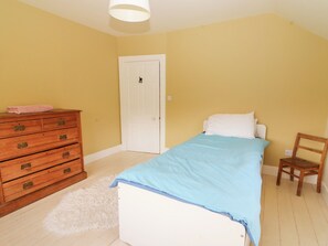 5 svefnherbergi, sérhannaðar innréttingar, sérvalin húsgögn