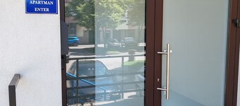 Studio Apartment Enter - Studio Apartment With Terrace