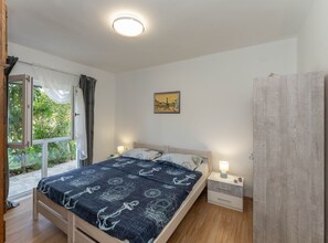4 sovrum, strykjärn/strykbräda, internet och sängkläder