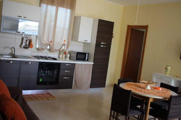 Villa, 3 Bedrooms, Smoking, Private Pool | Interior