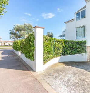 Apartment | Property grounds - Apartment in Empuriabrava by the Beach (Castello d'Empuries)