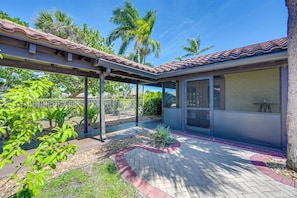 Terrace/patio - Pool Access: Everglades Resort Retreat! (Naples)