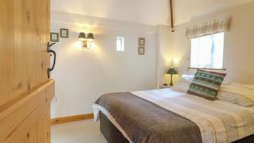 Cottage | 1 bedroom, individually decorated, individually furnished, free WiFi