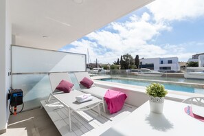 Apartment | Pool | Outdoor pool