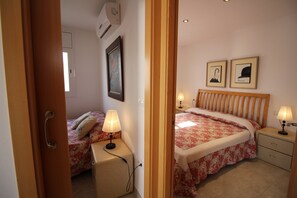 Huvila | 2 makuuhuonetta, silitysrauta/-lauta